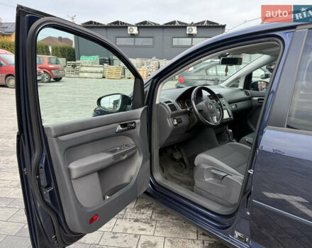 Синій Фольксваген Туран, об'ємом двигуна 1.4 л та пробігом 199 тис. км за 11500 $, фото 9 на Automoto.ua