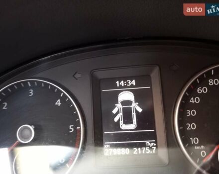 Синий Фольксваген Туран, объемом двигателя 1.6 л и пробегом 279 тыс. км за 9850 $, фото 5 на Automoto.ua
