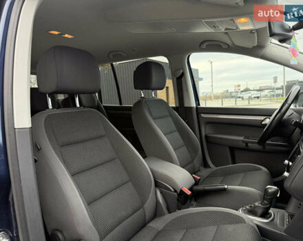 Синій Фольксваген Туран, об'ємом двигуна 1.4 л та пробігом 199 тис. км за 11500 $, фото 25 на Automoto.ua