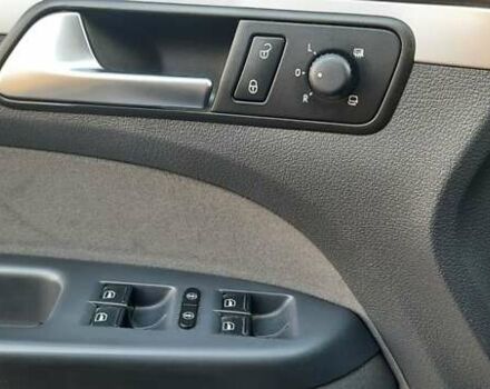 Синий Фольксваген Туран, объемом двигателя 1.6 л и пробегом 286 тыс. км за 10700 $, фото 16 на Automoto.ua