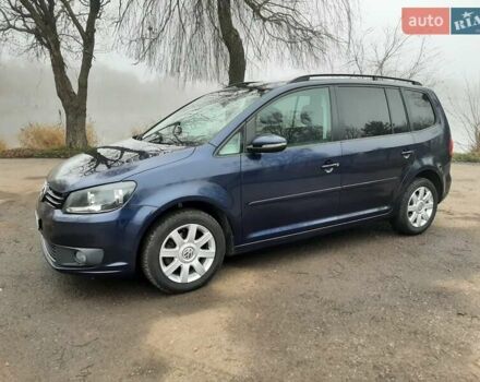Синий Фольксваген Туран, объемом двигателя 1.6 л и пробегом 236 тыс. км за 11000 $, фото 2 на Automoto.ua