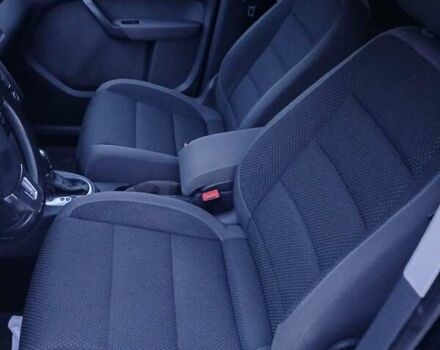 Синий Фольксваген Туран, объемом двигателя 1.97 л и пробегом 225 тыс. км за 12700 $, фото 5 на Automoto.ua