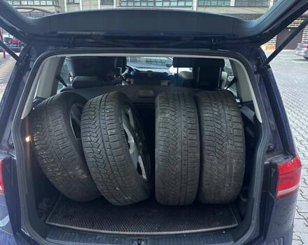 Синий Фольксваген Туран, объемом двигателя 1.97 л и пробегом 200 тыс. км за 18000 $, фото 17 на Automoto.ua