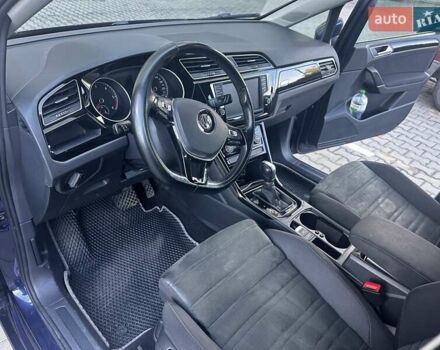 Синий Фольксваген Туран, объемом двигателя 1.97 л и пробегом 200 тыс. км за 18000 $, фото 31 на Automoto.ua