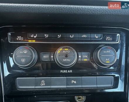 Синий Фольксваген Туран, объемом двигателя 1.97 л и пробегом 200 тыс. км за 18000 $, фото 43 на Automoto.ua