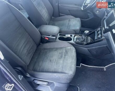 Синий Фольксваген Туран, объемом двигателя 1.97 л и пробегом 200 тыс. км за 18500 $, фото 37 на Automoto.ua