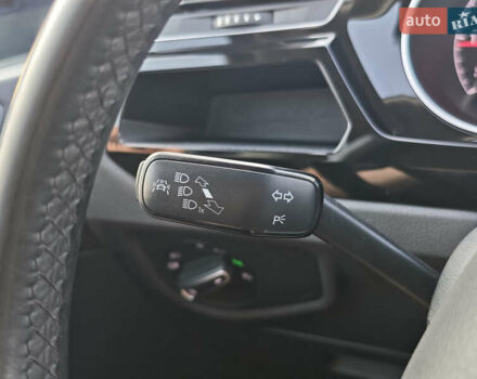 Синій Фольксваген Туран, об'ємом двигуна 2 л та пробігом 257 тис. км за 16300 $, фото 28 на Automoto.ua