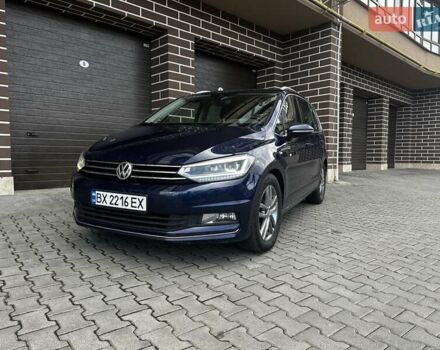 Синий Фольксваген Туран, объемом двигателя 1.97 л и пробегом 200 тыс. км за 18000 $, фото 1 на Automoto.ua