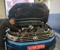 Синий Фольксваген Туран, объемом двигателя 1.6 л и пробегом 218 тыс. км за 17950 $, фото 4 на Automoto.ua