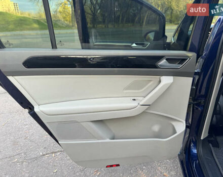 Синій Фольксваген Туран, об'ємом двигуна 1.97 л та пробігом 228 тис. км за 18500 $, фото 21 на Automoto.ua