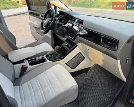 Синій Фольксваген Туран, об'ємом двигуна 1.97 л та пробігом 228 тис. км за 18500 $, фото 17 на Automoto.ua