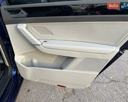 Синій Фольксваген Туран, об'ємом двигуна 1.97 л та пробігом 228 тис. км за 18500 $, фото 20 на Automoto.ua