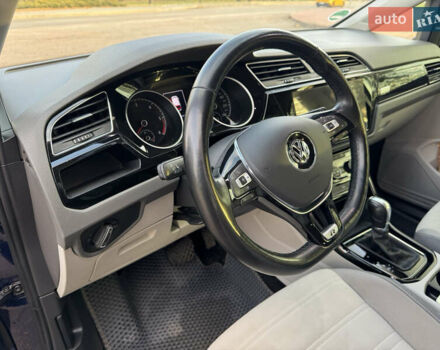 Синій Фольксваген Туран, об'ємом двигуна 1.97 л та пробігом 228 тис. км за 18500 $, фото 14 на Automoto.ua