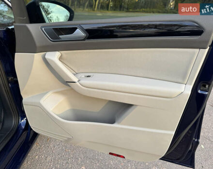 Синій Фольксваген Туран, об'ємом двигуна 1.97 л та пробігом 228 тис. км за 18500 $, фото 15 на Automoto.ua