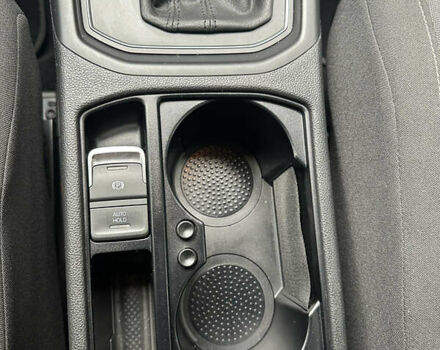 Синий Фольксваген Туран, объемом двигателя 1.97 л и пробегом 210 тыс. км за 20850 $, фото 17 на Automoto.ua