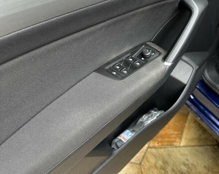 Синий Фольксваген Туран, объемом двигателя 1.97 л и пробегом 210 тыс. км за 20850 $, фото 12 на Automoto.ua