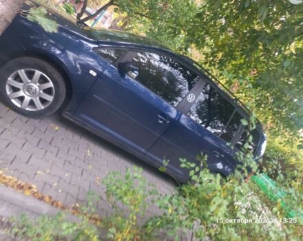 Фольксваген Туран 2005 в Сумах на Automoto.ua Синий Фольксваген Туран, объемом двигателя 1 л и пробегом 250 тыс. км за 6299 $, фото 2 на Automoto.ua