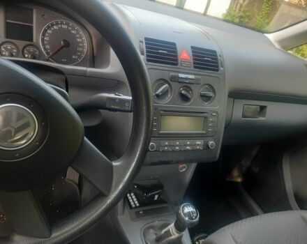 Синій Фольксваген Туран, об'ємом двигуна 1.6 л та пробігом 292 тис. км за 5100 $, фото 9 на Automoto.ua