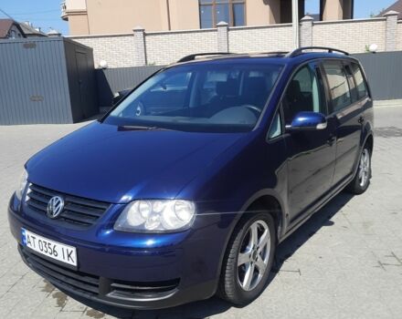 Синій Фольксваген Туран, об'ємом двигуна 1.6 л та пробігом 292 тис. км за 5100 $, фото 1 на Automoto.ua