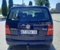 Синій Фольксваген Туран, об'ємом двигуна 1.6 л та пробігом 292 тис. км за 5100 $, фото 17 на Automoto.ua