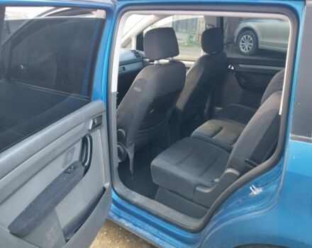 Синій Фольксваген Туран, об'ємом двигуна 1.9 л та пробігом 240 тис. км за 4800 $, фото 4 на Automoto.ua