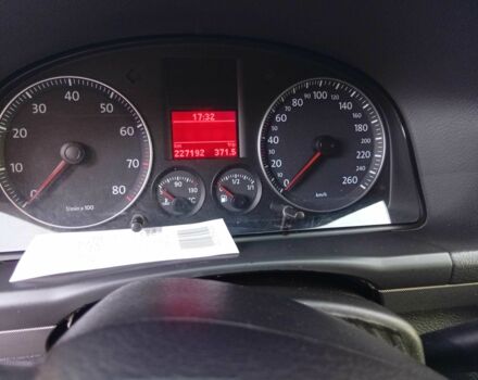 Синий Фольксваген Туран, объемом двигателя 1.6 л и пробегом 229 тыс. км за 5000 $, фото 10 на Automoto.ua