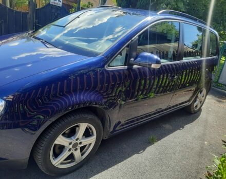 Синій Фольксваген Туран, об'ємом двигуна 1.6 л та пробігом 292 тис. км за 5100 $, фото 7 на Automoto.ua