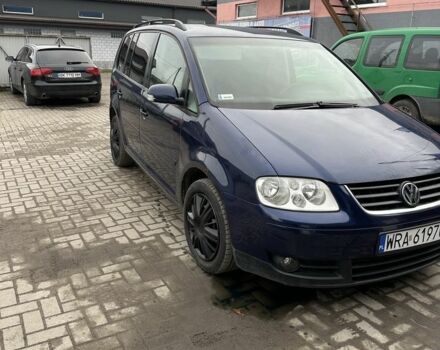 Синий Фольксваген Туран, объемом двигателя 2 л и пробегом 380 тыс. км за 1800 $, фото 1 на Automoto.ua