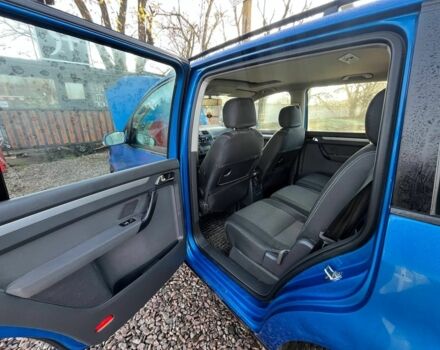 Синий Фольксваген Туран, объемом двигателя 2 л и пробегом 276 тыс. км за 5500 $, фото 7 на Automoto.ua