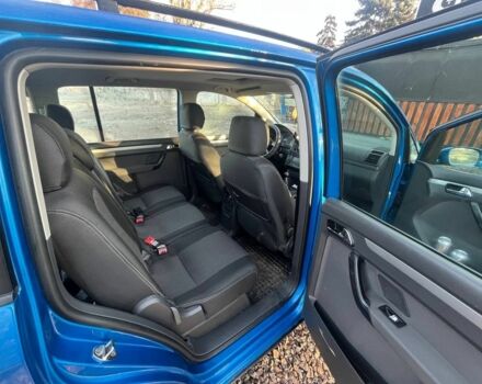 Синий Фольксваген Туран, объемом двигателя 2 л и пробегом 276 тыс. км за 5500 $, фото 6 на Automoto.ua