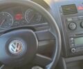 Синій Фольксваген Туран, об'ємом двигуна 1.9 л та пробігом 325 тис. км за 3598 $, фото 2 на Automoto.ua