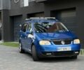 Синій Фольксваген Туран, об'ємом двигуна 1.6 л та пробігом 252 тис. км за 4500 $, фото 1 на Automoto.ua