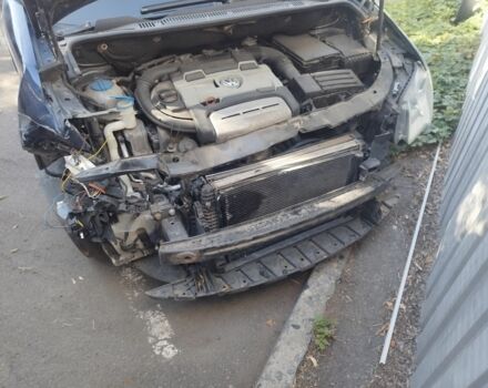 Синий Фольксваген Туран, объемом двигателя 1.4 л и пробегом 230 тыс. км за 3500 $, фото 1 на Automoto.ua