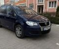Синий Фольксваген Туран, объемом двигателя 1.4 л и пробегом 228 тыс. км за 6450 $, фото 1 на Automoto.ua