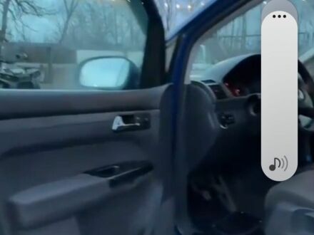 Синій Фольксваген Туран, об'ємом двигуна 1.9 л та пробігом 270 тис. км за 2600 $, фото 1 на Automoto.ua