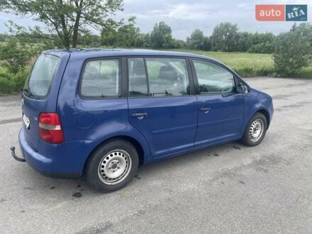 Фольксваген Туран 2003 у Броварах на Automoto.ua Синій Фольксваген Туран, об'ємом двигуна 1.9 л та пробігом 512 тис. км за 4650 $, фото 1 на Automoto.ua