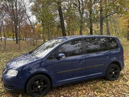 Фольксваген Туран 2004 в Кропивницком (Кировограде) на Automoto.ua Синий Фольксваген Туран, объемом двигателя 1.6 л и пробегом 228 тыс. км за 5500 $, фото 1 на Automoto.ua