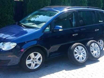 Фольксваген Туран 2007 у Полонном на Automoto.ua Синій Фольксваген Туран, об'ємом двигуна 1.4 л та пробігом 236 тис. км за 5999 $, фото 1 на Automoto.ua