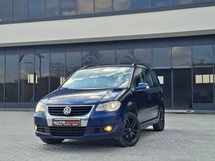 Синій Фольксваген Туран, об'ємом двигуна 1.9 л та пробігом 260 тис. км за 6999 $, фото 1 на Automoto.ua