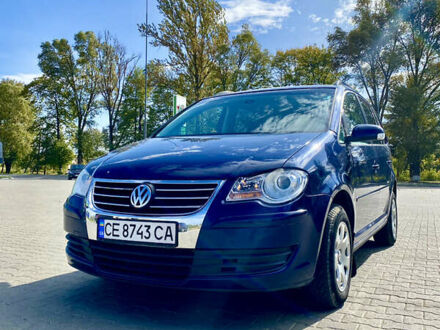Фольксваген Туран 2009 в Черновцах на Automoto.ua Синий Фольксваген Туран, объемом двигателя 1.97 л и пробегом 270 тыс. км за 8300 $, фото 1 на Automoto.ua