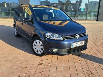 Синий Фольксваген Туран, объемом двигателя 1.6 л и пробегом 284 тыс. км за 9500 $, фото 1 на Automoto.ua