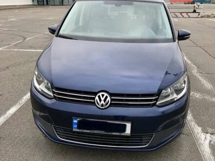 Синий Фольксваген Туран, объемом двигателя 1.39 л и пробегом 225 тыс. км за 8500 $, фото 1 на Automoto.ua