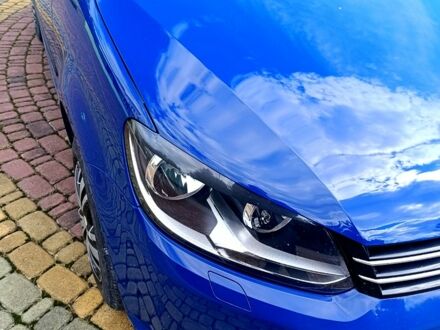 Синій Фольксваген Туран, об'ємом двигуна 1.6 л та пробігом 234 тис. км за 11200 $, фото 1 на Automoto.ua