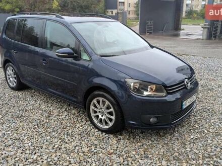 Синий Фольксваген Туран, объемом двигателя 1.6 л и пробегом 225 тыс. км за 11500 $, фото 1 на Automoto.ua