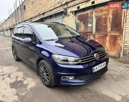 Синій Фольксваген Туран, об'ємом двигуна 1.97 л та пробігом 240 тис. км за 14800 $, фото 1 на Automoto.ua