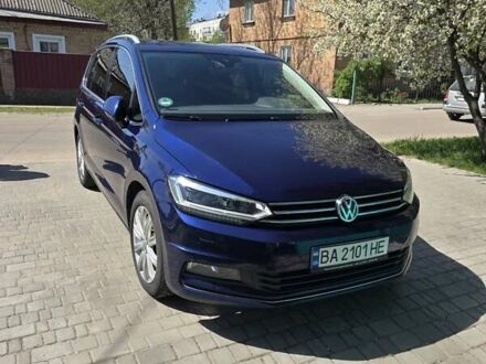 Фольксваген Туран 2019 у Кропивницькому (Кіровограді) на Automoto.ua Синій Фольксваген Туран, об'ємом двигуна 1.97 л та пробігом 224 тис. км за 19900 $, фото 1 на Automoto.ua
