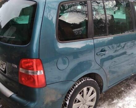 Зеленый Фольксваген Туран, объемом двигателя 1.9 л и пробегом 328 тыс. км за 6000 $, фото 5 на Automoto.ua