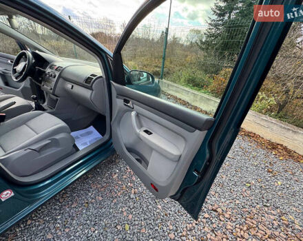 Зеленый Фольксваген Туран, объемом двигателя 1.6 л и пробегом 186 тыс. км за 5150 $, фото 54 на Automoto.ua