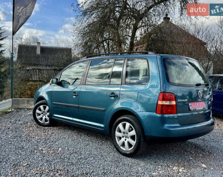 Зеленый Фольксваген Туран, объемом двигателя 1.6 л и пробегом 186 тыс. км за 5150 $, фото 29 на Automoto.ua