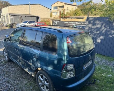 Зеленый Фольксваген Туран, объемом двигателя 1.9 л и пробегом 230 тыс. км за 1950 $, фото 3 на Automoto.ua